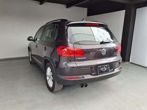 Imagen 7 de 15 de Volkswagen Tiguan 2016 1.4 Sport&style Dsg Qc At