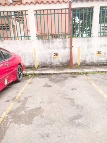Imagen 8 de 21 de Venta De Apto. Los Teques, Urb. Simón Bolívar.