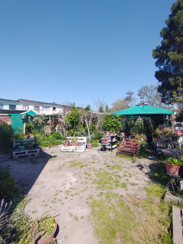 Casa De Dos Pisos En La Florida