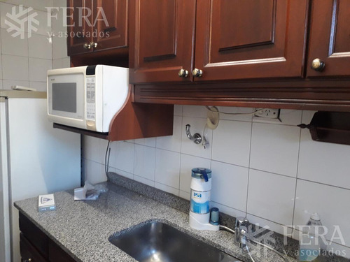 Imagen 4 de 16 de Venta De Departamento De 3 Ambientes Con Balcon En San Telmo (28031)