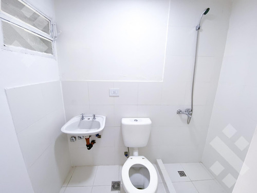 Lquiler Local Comercial 27m2- Montevideo 315 Neuquen