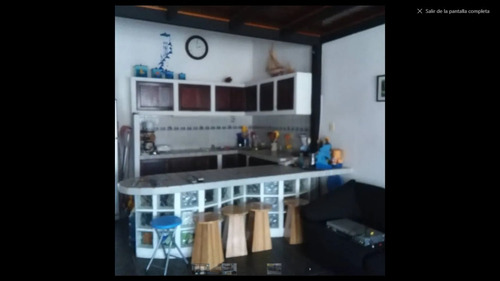 Imagen 2 de 10 de Villa 100% Operativa Con Aire Central, Piscina Privada Y Area De Parrilla De La Villa, Adicionalmente El Conjunto Residencial Posee En La Áreas Comunes Piscina, Areas Verdes Y Churuata.