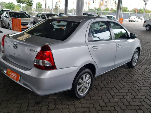 Imagem 6 de 11 de Toyota Etios 1.5 X Plus Sedan 16v Flex 4p Automático