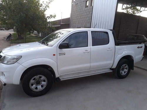 Toyota Hilux 2015