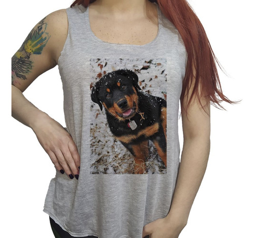 Musculosa Acampanada Rottweiler En La Nieve