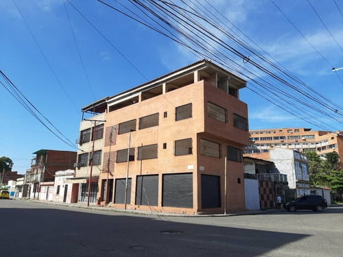 Edificio En Venta En Obra Gris Higuerote