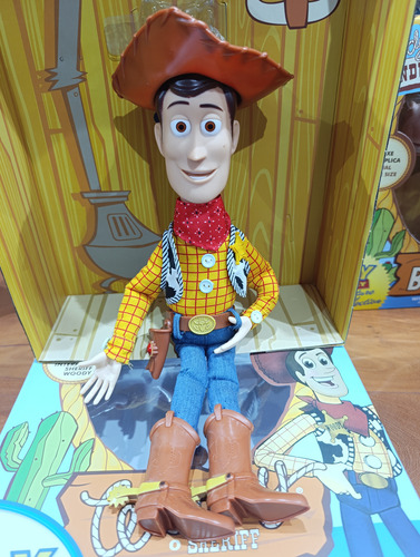 Muñeco Woody Toy Story Tira De La Soga De Su Espalda Y Habla