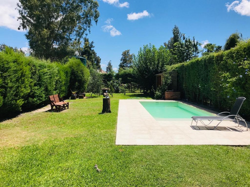 Imagen 7 de 30 de Casa De 3 Dormitorios- Con Pileta - Aldea