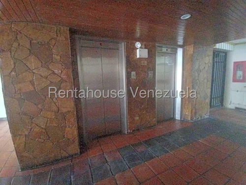 Raiza Suárez Alquila Apartamento En Centro Cabudare Lara