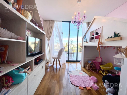 Imagen 27 de 30 de Oportunidad! Casa En Venta Al Lago. 4 Dormitorios En Suite. 3 Plantas. Barrio Golf Nordelta