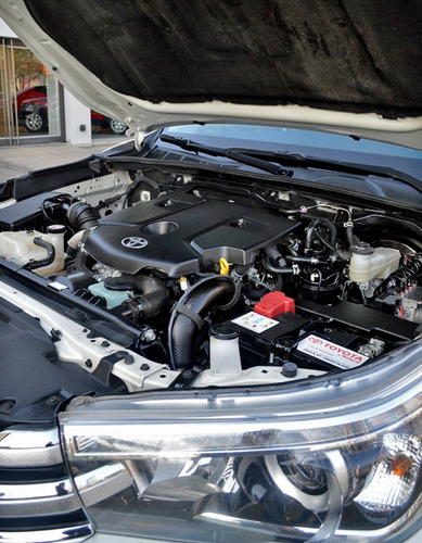 Imagen 9 de 16 de Toyota Hilux Srx At 4x4