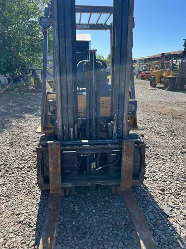 Autoelevador Cat Dp25n 2500kg 2.5tn