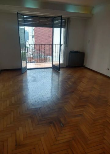 Av Independencia 2500 San Cristóbal 4amb U$129.000 