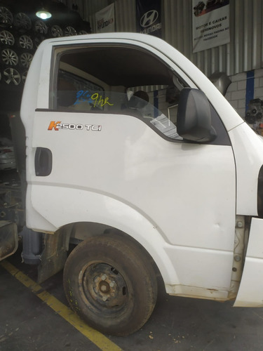 Imagem 2 de 12 de Sucata Kia Bongo Para Retirada De Peças 2008/2009