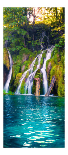 Adesivo Decorativo Para Porta ou Parede Luz do Sol Ilumina Cachoeira de Água Pura. Primavera Floresta Verde Lago Azul Ideal Para Decoração De Interiores Fácil Aplicação E Remoção Transforma O Ambiente