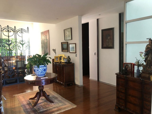 Increible Depa Con Enorme Terraza En Edificio Pequeño En Secretaria De Marina