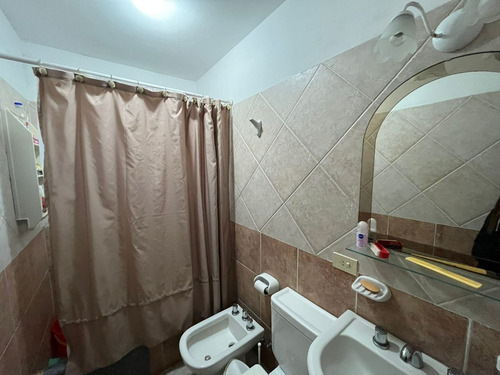 Venta De Lote Multifamiliar Con Dos Duplex