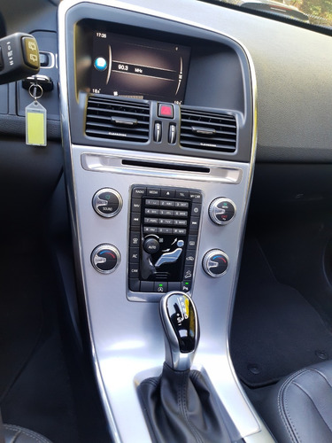 Volvo Xc60 Momentum T5 Awd