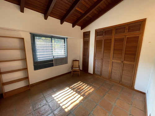 Imagen 14 de 16 de Vendo Casa 430m2 5h/5b/4p Oripoto