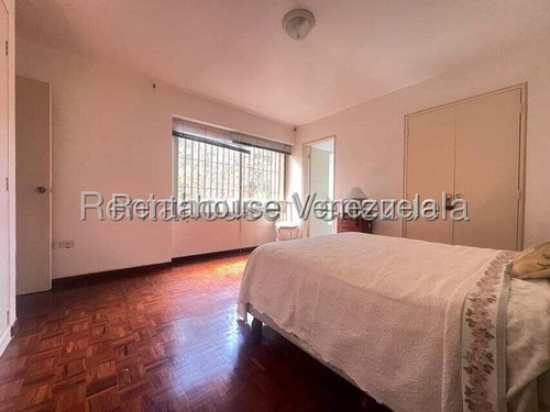 Apartamento Las Esmeraldas 26-328 R.e