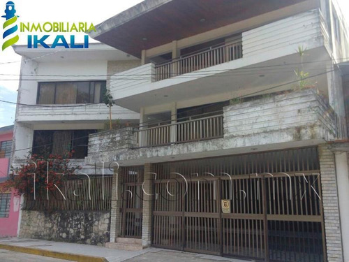 Imagen 1 de 12 de Edificio En Venta Túxpam De Rodríguez Cano Centro