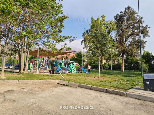 Depto En Venta De 4 Dorm. En Lo Barnechea, Cerca Arrayan