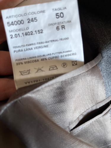 Saco Gris De Pura Lana Virgen. T 50. Marca Flamers. Italia
