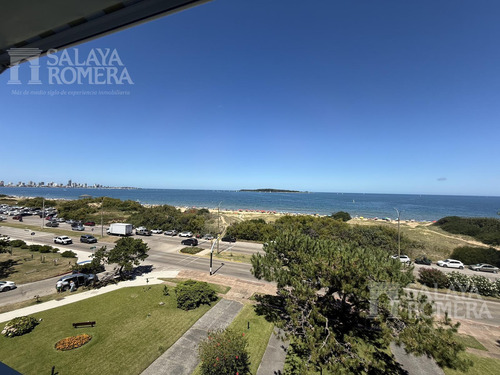 Departamento En Playa Mansa