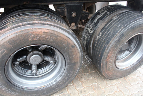 Imagem 14 de 15 de Carreta Bitrem Graneleiro Randon - Com Pneus