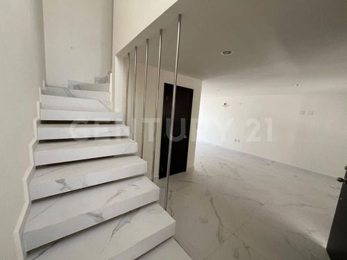Casa En Venta En Fraccionamiento Montecarlo Grand, Mazatlán Sinaloa