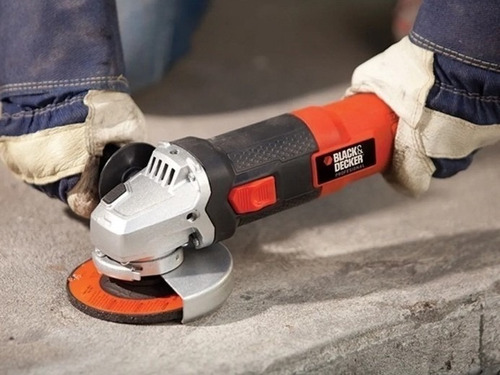 Imagen 5 de 10 de Amoladora Angular Black&decker G720n 820w 115 Mm 41/2