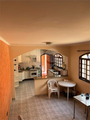Imagem 24 de 30 de Sobrado Residencial Ou Comercial - 3 Quartos E 10 Vagas De Garagem. - 170m² - Reo685027
