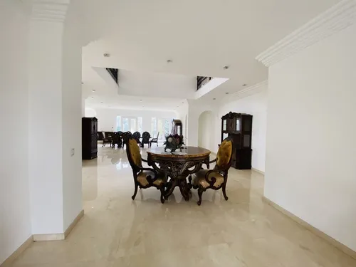 Espectacular Casa En Venta En Interlomas En Cerrada Con Vigilancia