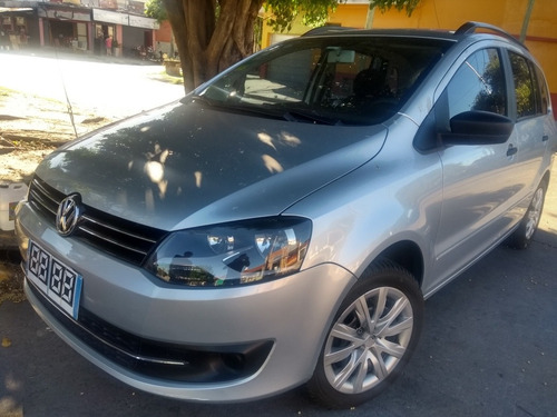 Volkswagen Suran 1.6 Comfortline 101cv 11a 2013