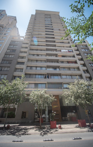 Imagen 20 de 30 de Departamento Con Excelente Conectividad En Santiago Centro