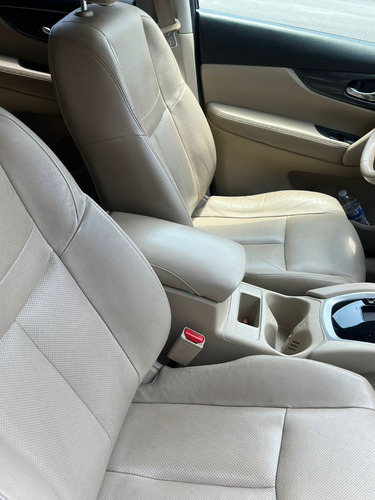 Nissan X-Trail 2.5 Exclusive 2 Row Cvt