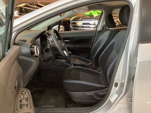 Nissan Versa 1.6 Advance Mt