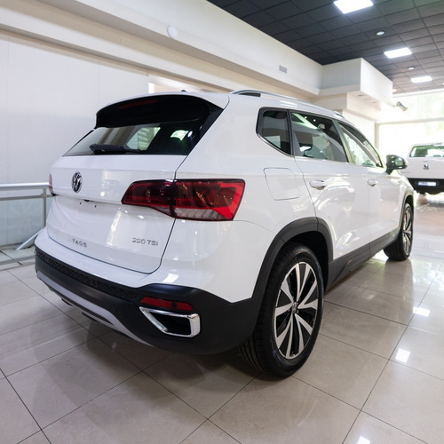 Imagen 7 de 16 de Volkswagen Taos Highline 250 Tsi At My23 0km #17