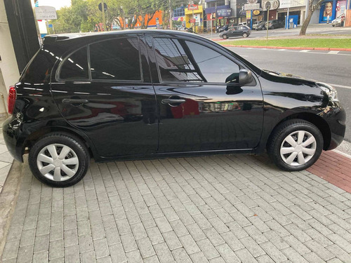 Nissan March 2016 1.0 12v S 5p