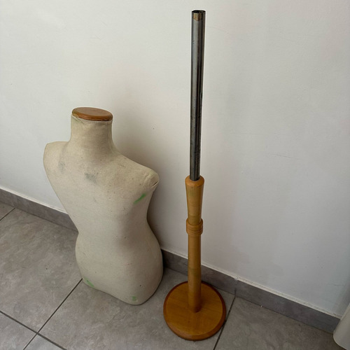 Maniqui Para Modista Con Pie De Madera Modelo Mujer Adulta Blanco (Usado)