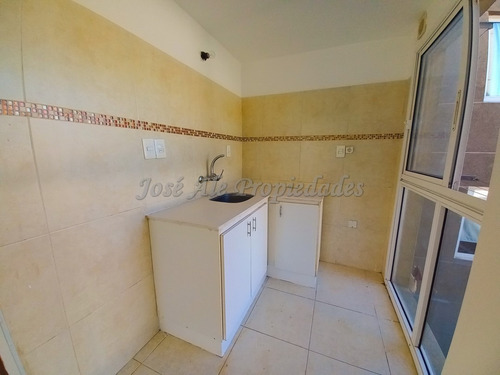 Imagen 6 de 16 de En Venta Apartamento De Dos Dormitorios En Colonia Del Sacramento