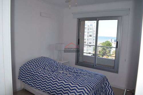 Apartamento En Brava, 3 Dormitorios *- Ref: 2857