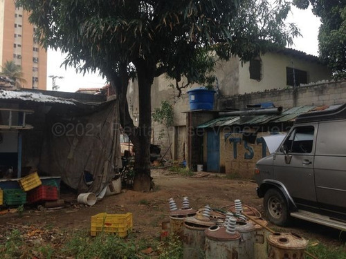 Imagen 15 de 30 de Terreno En Venta De 828 Mts2 En El Centro De Barquisimeto Lara, Teléfono De Contacto Directo: (0-4-2-4-5-9-3-7-5-4-2), Código Flexmls Rent-a-house Centro Occidente: 22-13560