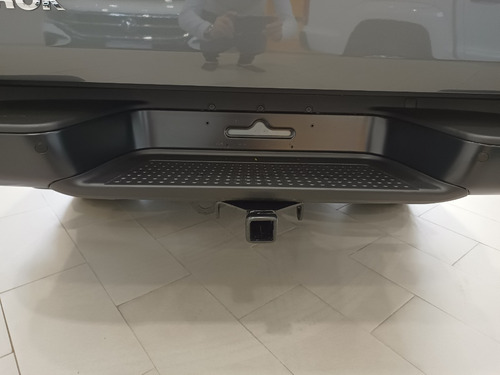 Imagen 9 de 15 de Volkswagen Amarok Comfortline 4x2 Automatica 0km 2022 Mz