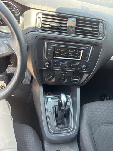 Volkswagen Jetta 2.5 Trendline At