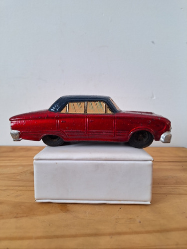 Autito Tío Marcelo , Ford Falcon 