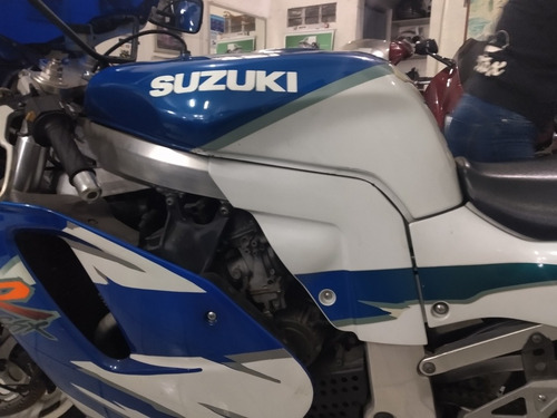 Suzuki Gsxr 750 W