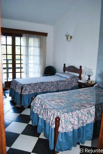 Casa 3 Dormitorios Y Casa De Huesped Al Fondo