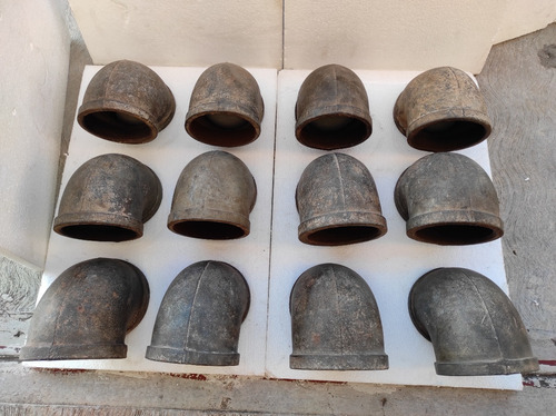 Codo De Hierro Galvanizado Y Negro 4 Pulgadas (Usado)