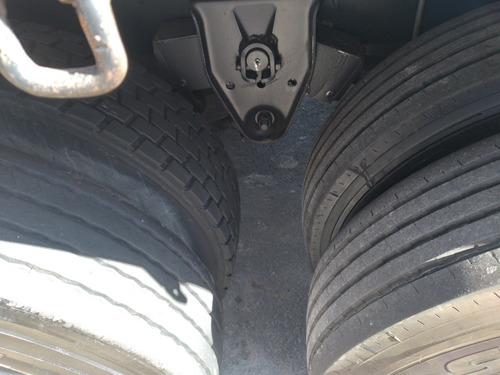 Imagem 7 de 8 de Vw Truck 19:320